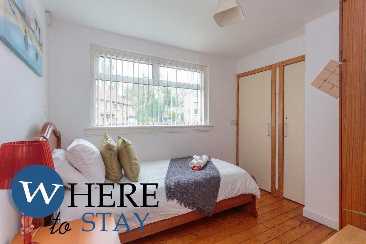 Lovely Apartment By The Hillwood Park-Free Parking Edimburgo Esterno foto